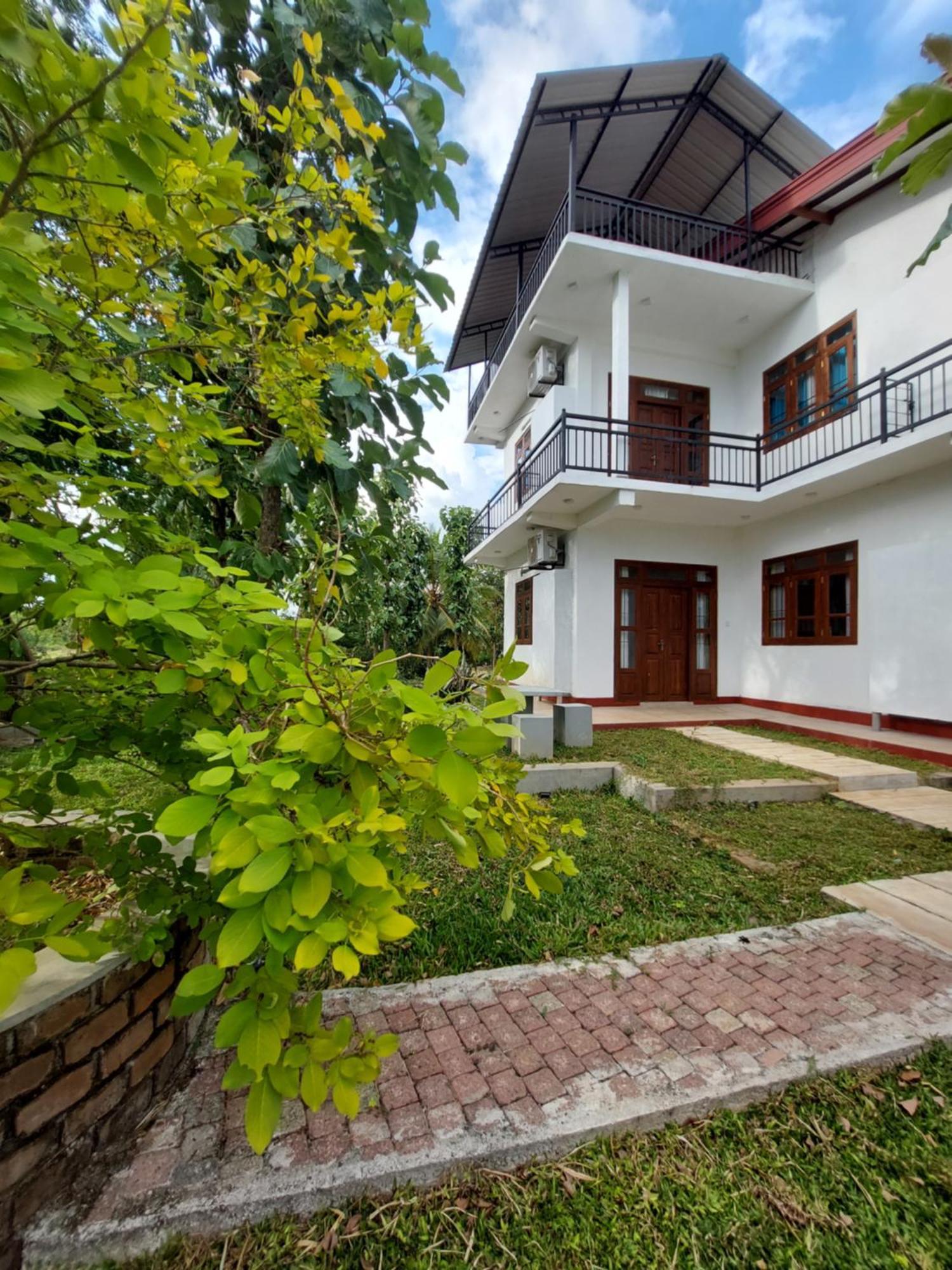 Green Shield Resort Anuradhapura Ngoại thất bức ảnh